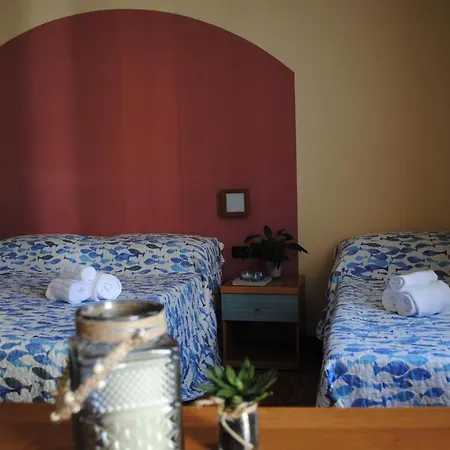 Casa Vacanze * Αλμπένγκα